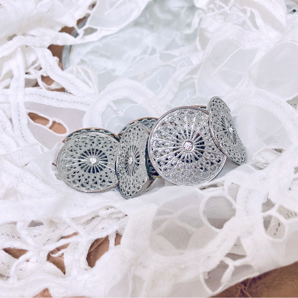 Vintage Style Silver Tone Filagree Stretch Bracelet
